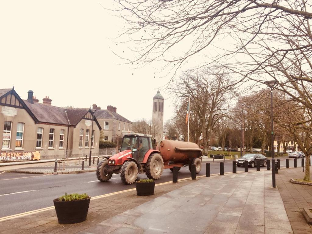 DUBLIN DUNBOYNE CASTLE GUEST - Super King ensuite Exterior foto