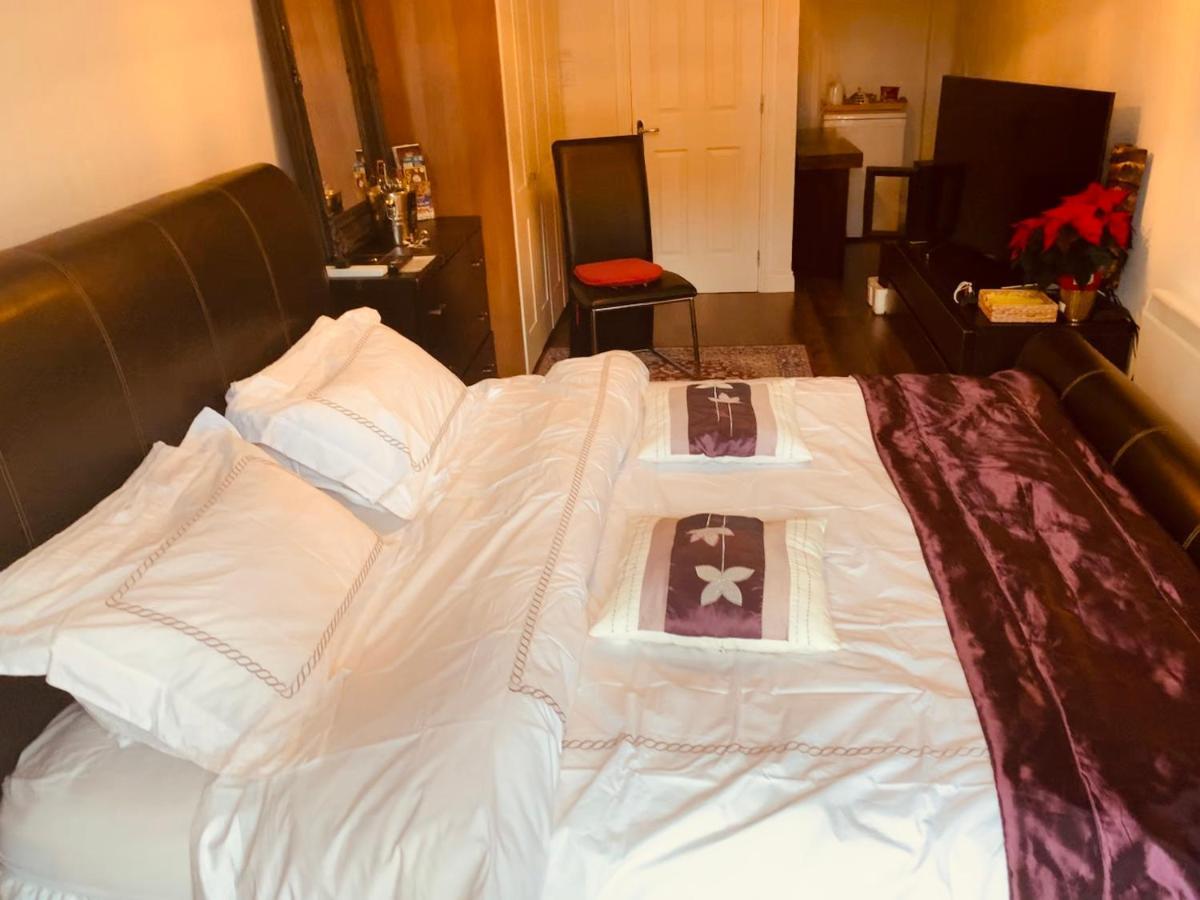 DUBLIN DUNBOYNE CASTLE GUEST - Super King ensuite Exterior foto